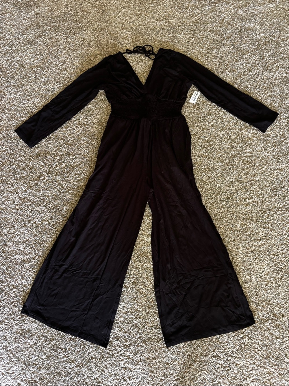 Old Navy NWT Black Long Sleeve Wide-Leg Jumpsuit women’s medium v-neck one-piece